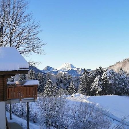 Confortable Chalet Avec Magnifique Vue En Gruyere. Шарме Екстериор снимка